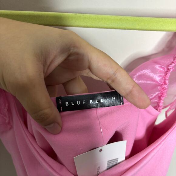 Anything Bling Pink Ruffle Crop Top Sz S NWT - Picture 4 of 11